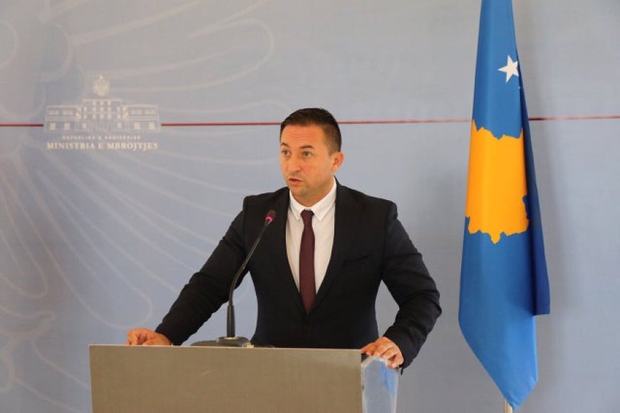 Ndryshime në qeveri, ministri i Mbrojtjes në Kosovë jep dorëheqjen. Ja kush e zëvendëson