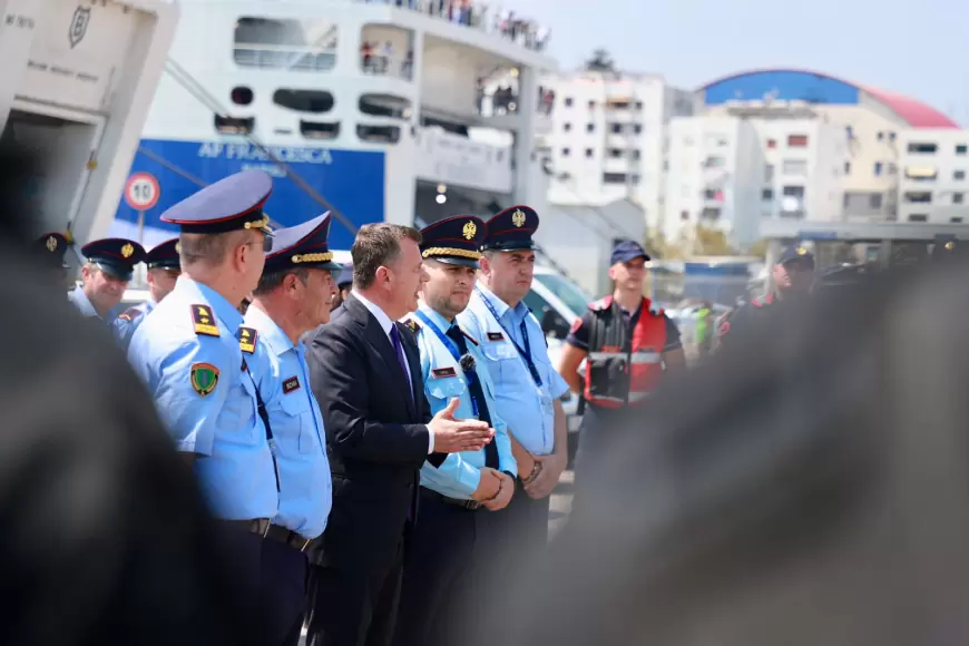 Sezoni turistik/ Balla takim me strukturat e policisë në Durrës: Kujdesuni për të gjitha plazhet