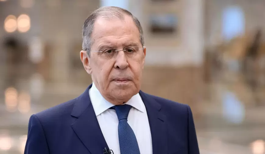 Lavrov: Rusia e gatshme të negociojë me të dërguarin e Papës për paqen në Ukrainë